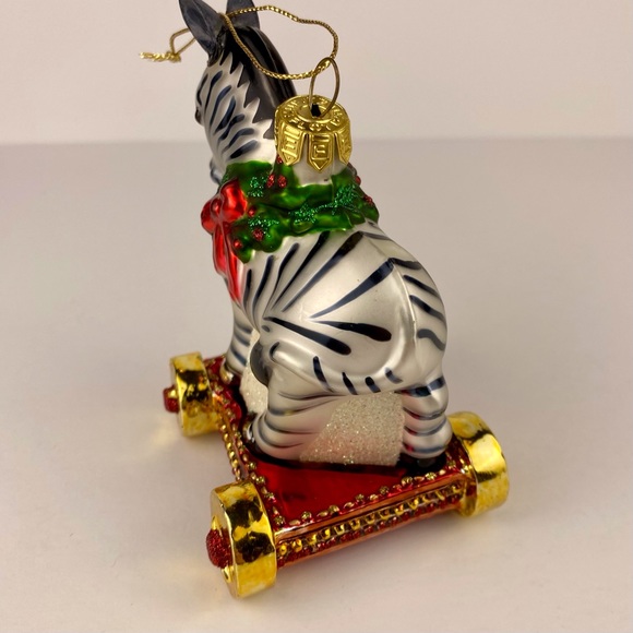Fitz and Floyd Old Fashioned Christmas Zebra glass tree ornament, with box - Picture 3 of 9